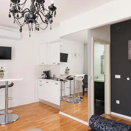 Tinel Superior Guest house Zadar