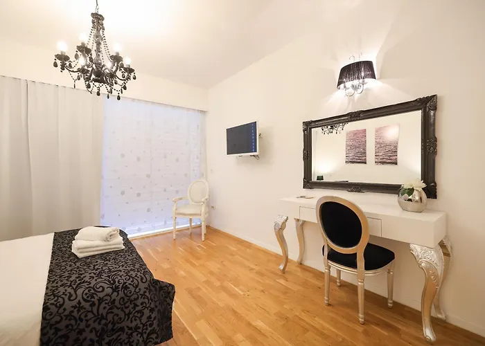 Tinel Superior 4* Zadar